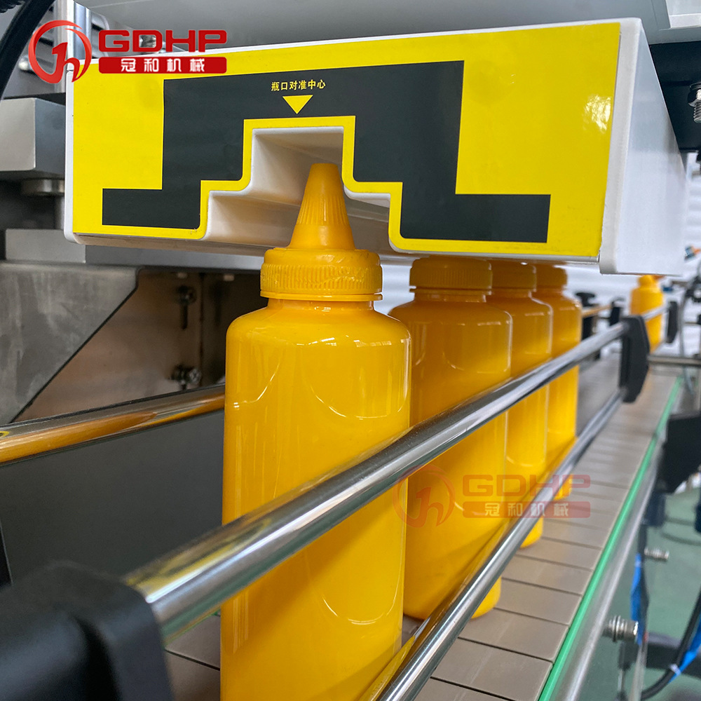 瓶裝液體鋁箔封口機生產線-4
